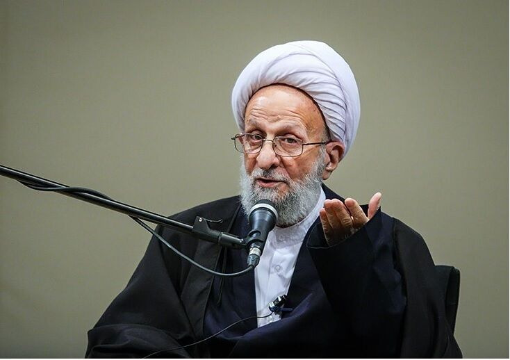 آیا مردم‌سالاری در تفکر آقای مصباح، زمینه‌ای دارد؟